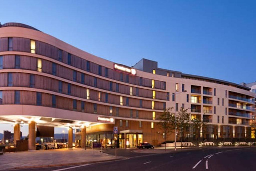 Ck Serviced Apartments Belfast Exterior photo